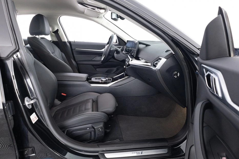 BMW i4 – foto 11