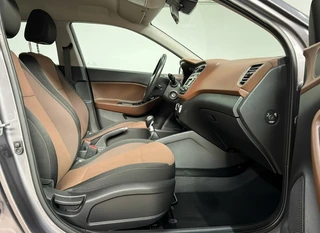 Hyundai i20 – thumbnail 10