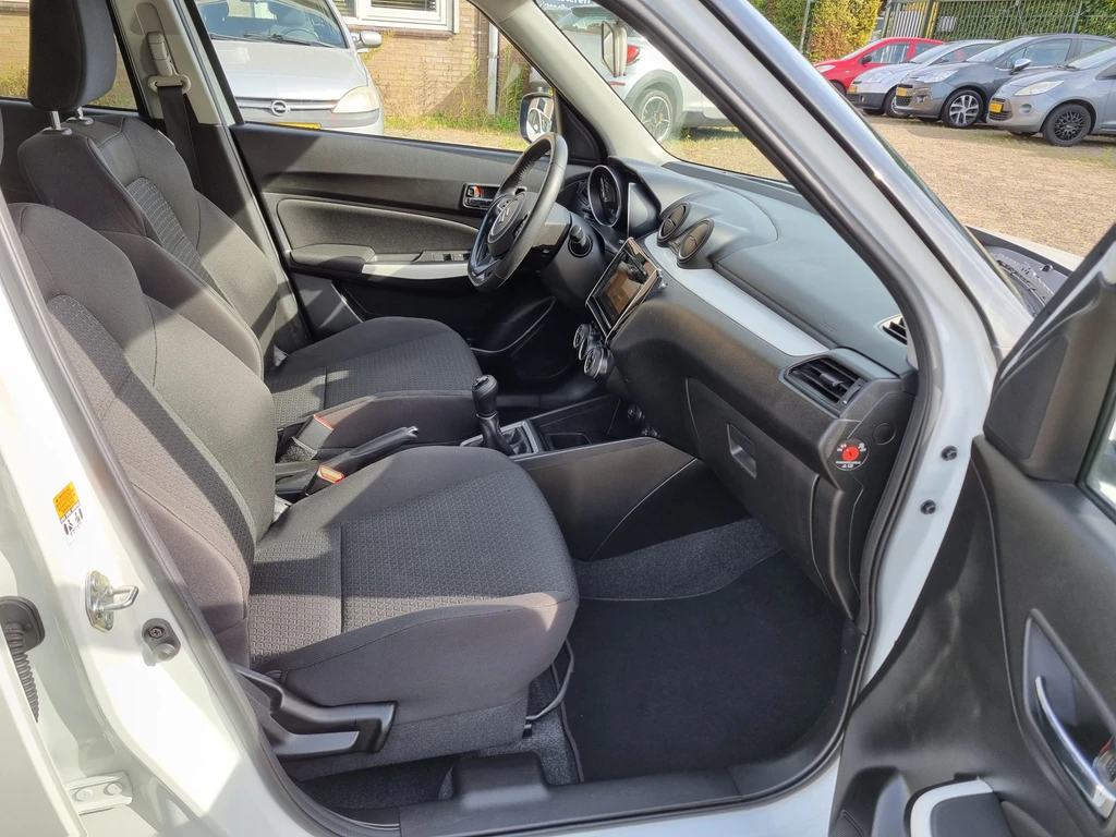 Suzuki Swift – foto 13