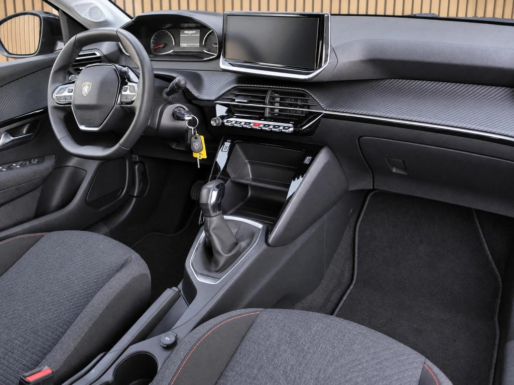 Peugeot 208 – foto 7