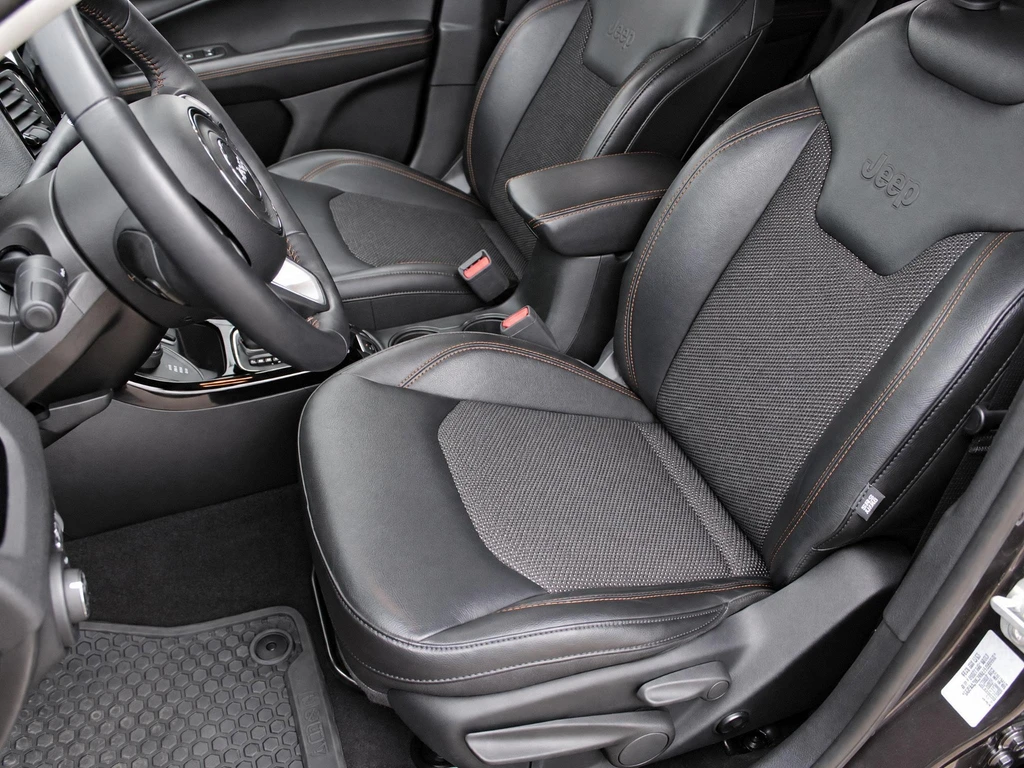 Jeep Compass – foto 14