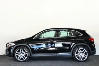 Mercedes-Benz GLA – thumbnail 2