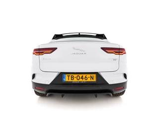 Jaguar I-PACE – thumbnail 3