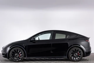 Tesla Model Y – thumbnail 2
