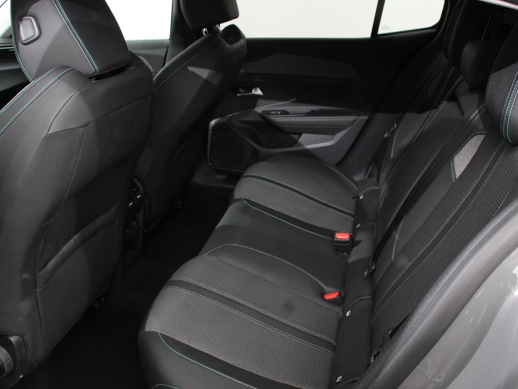 Peugeot 408 – foto 11