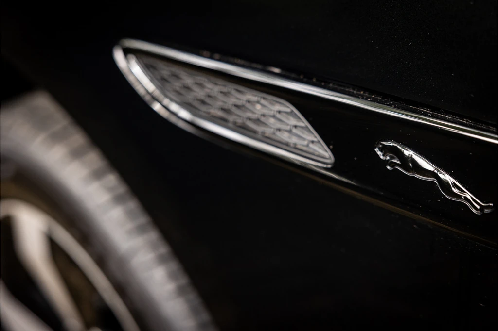 Jaguar F-PACE – foto 27