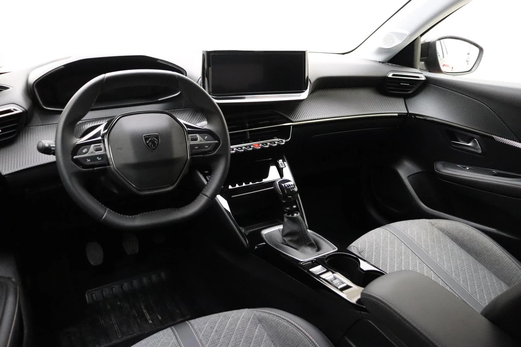 Peugeot 208 – foto 11