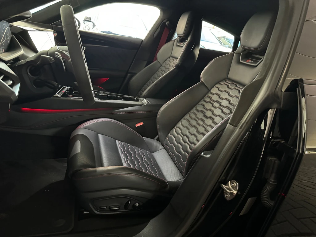 Audi e-tron GT – foto 12