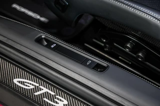 Porsche 911 – thumbnail 27