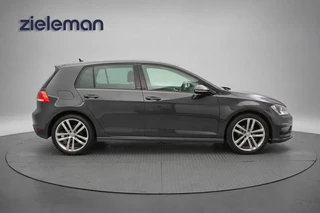 Volkswagen Golf – thumbnail 8