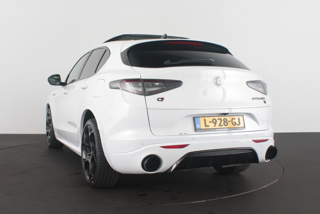 Alfa Romeo Stelvio – foto 4