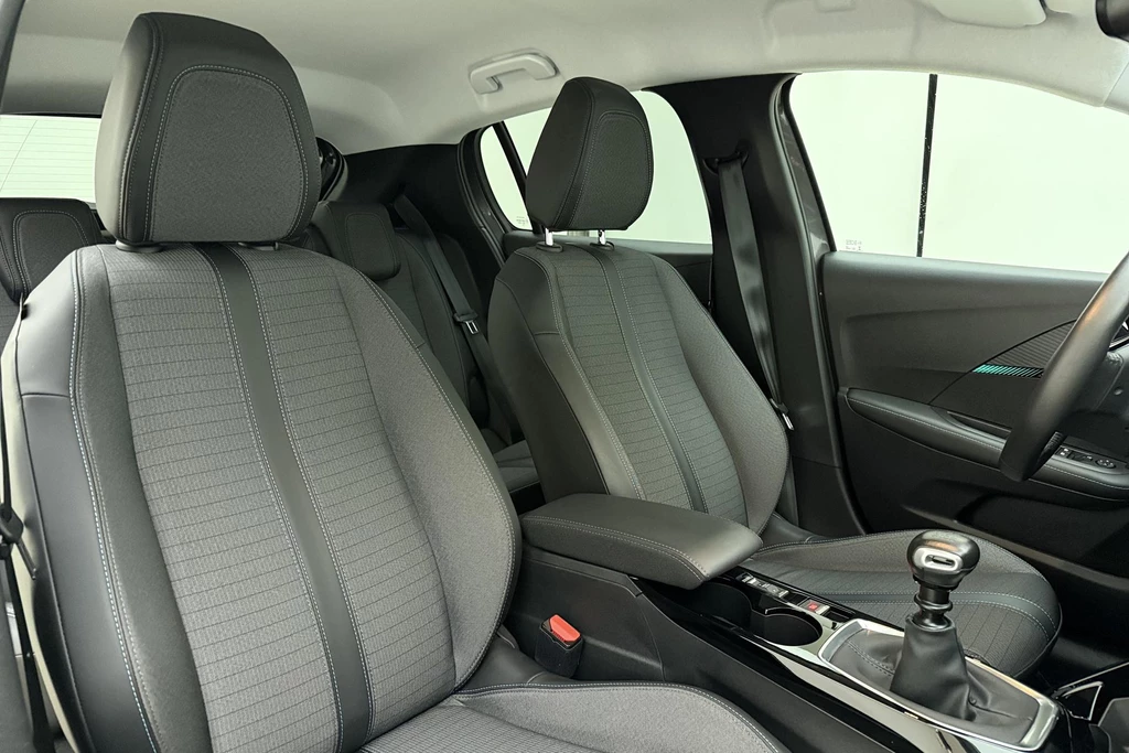 Peugeot 208 – foto 13
