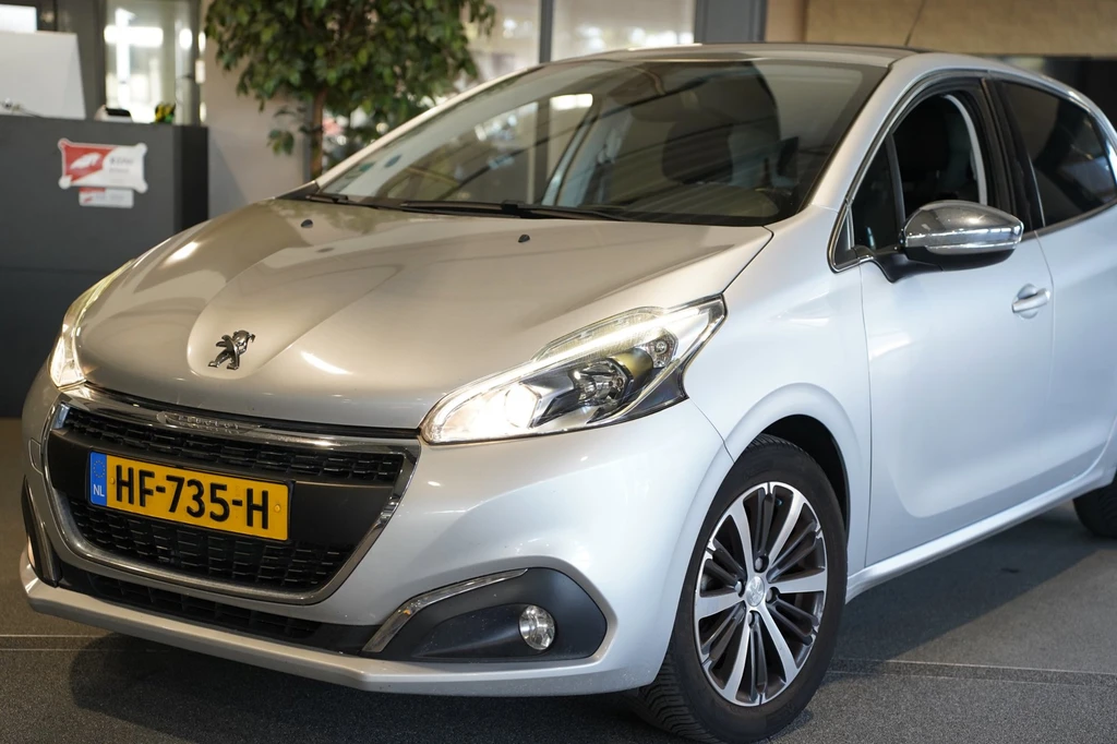 Peugeot 208 – foto 3