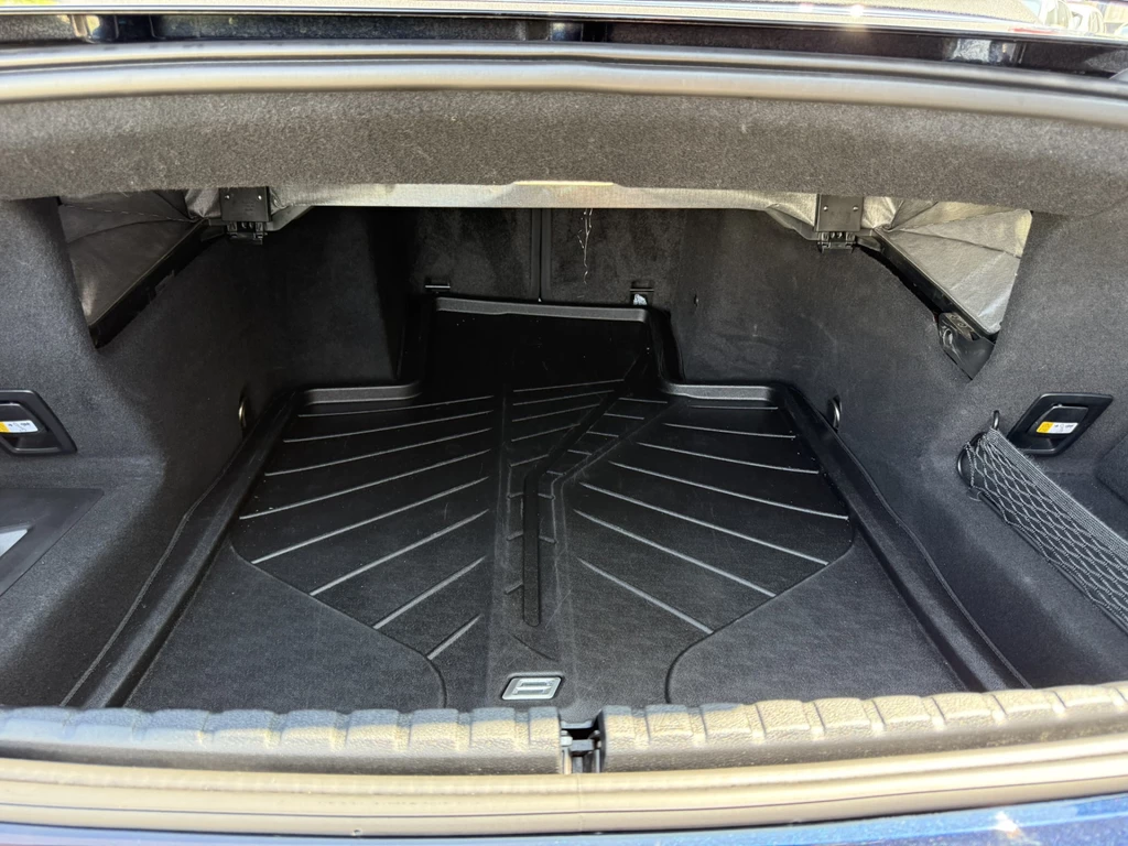BMW 8 Serie – foto 47