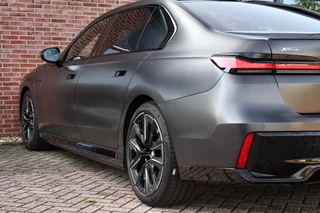 BMW 7 Serie – thumbnail 9