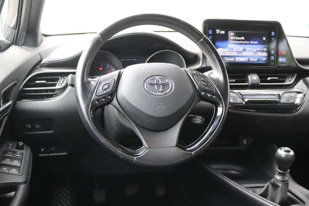 Toyota C-HR – foto 16