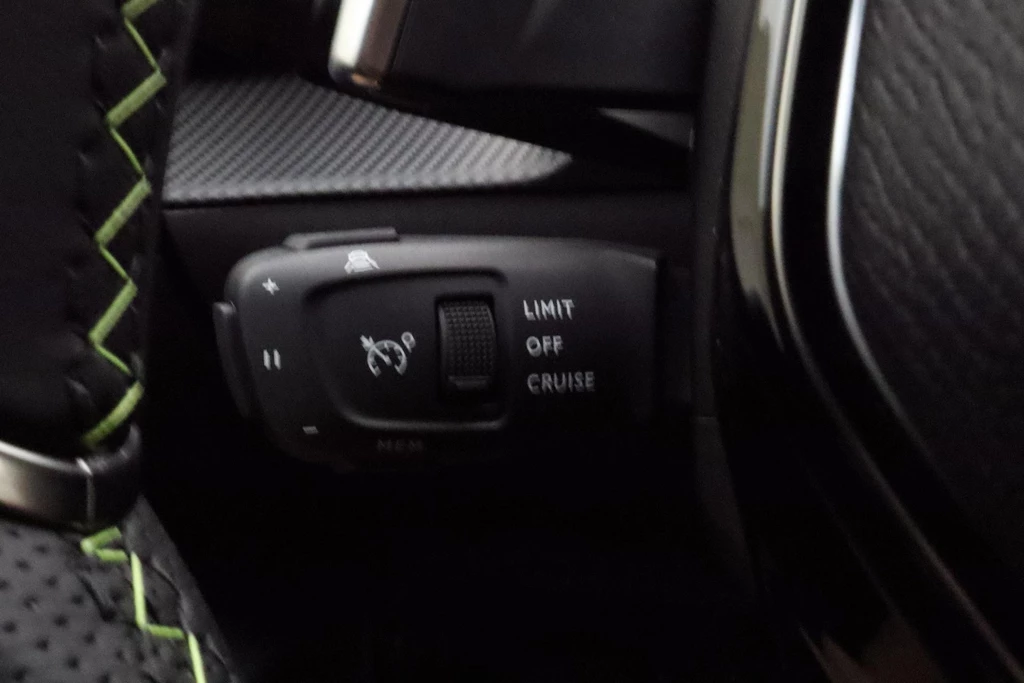 Peugeot 208 – foto 33