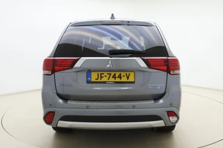 Mitsubishi Outlander – thumbnail 5
