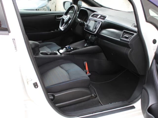 Nissan Leaf – thumbnail 7