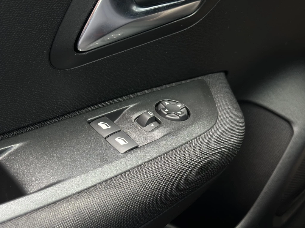 Peugeot 208 – foto 26