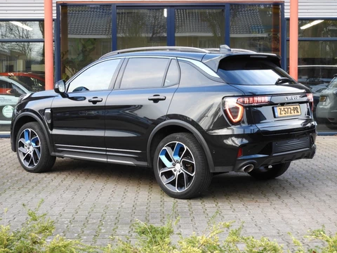 Lynk & Co 01 2024 1.5 Plug-In Hybrid STUURVERWARMING/BLACK-LINED/ZWARTE HEMEL