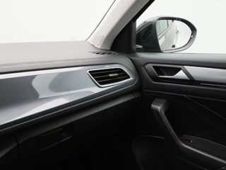 Volkswagen T-Roc – thumbnail 28