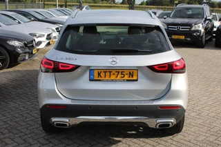 Mercedes-Benz GLA – thumbnail 2