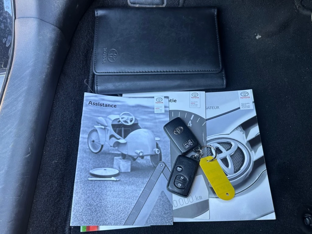 Toyota Avensis – foto 29
