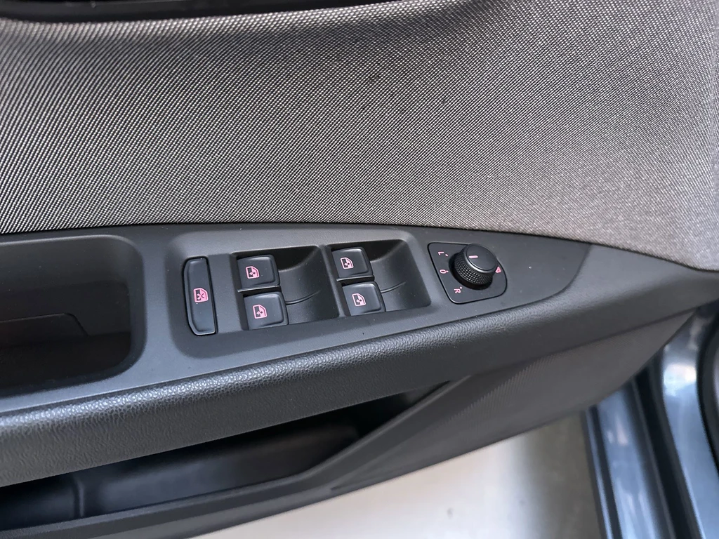 SEAT Leon – foto 21
