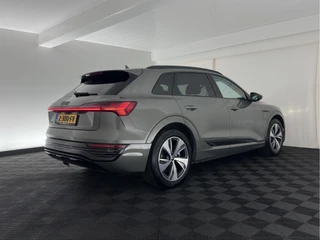 Audi Q8 e-tron – thumbnail 4