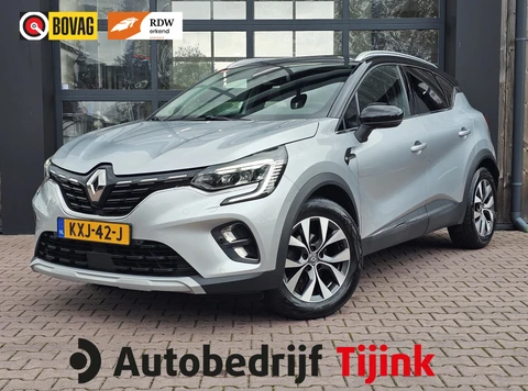Renault Captur 1.3 TCe 130 Intens | Automaat | LED | ACC | Trekhaak | Stoelverw. | PDC | Camera | Navi | Twotone |