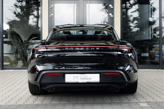 Porsche Taycan – thumbnail 3