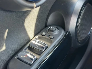 MINI Cooper Cabrio – thumbnail 35