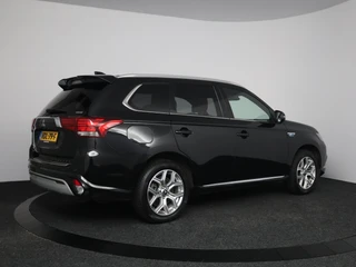 Mitsubishi Outlander – thumbnail 6