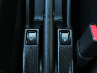Suzuki Swift – thumbnail 25