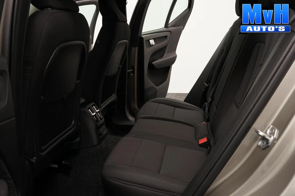 Volvo XC40 – foto 33