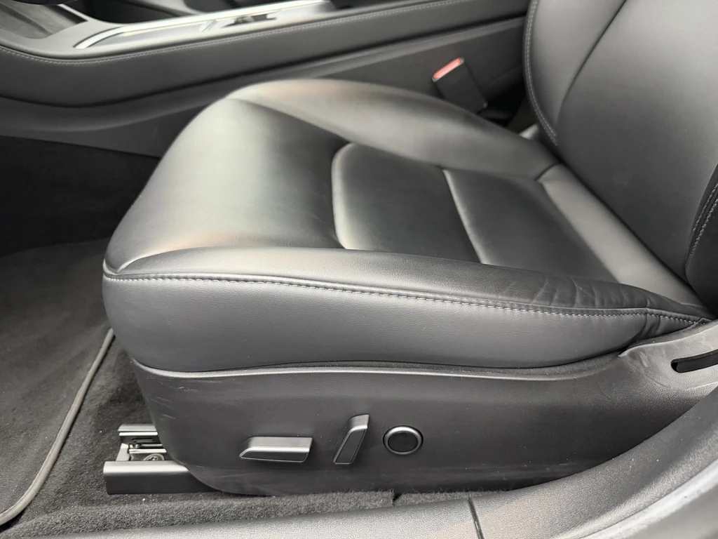 Tesla Model 3 – foto 12