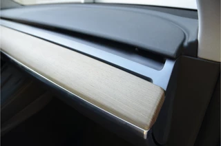 Tesla Model Y – thumbnail 29