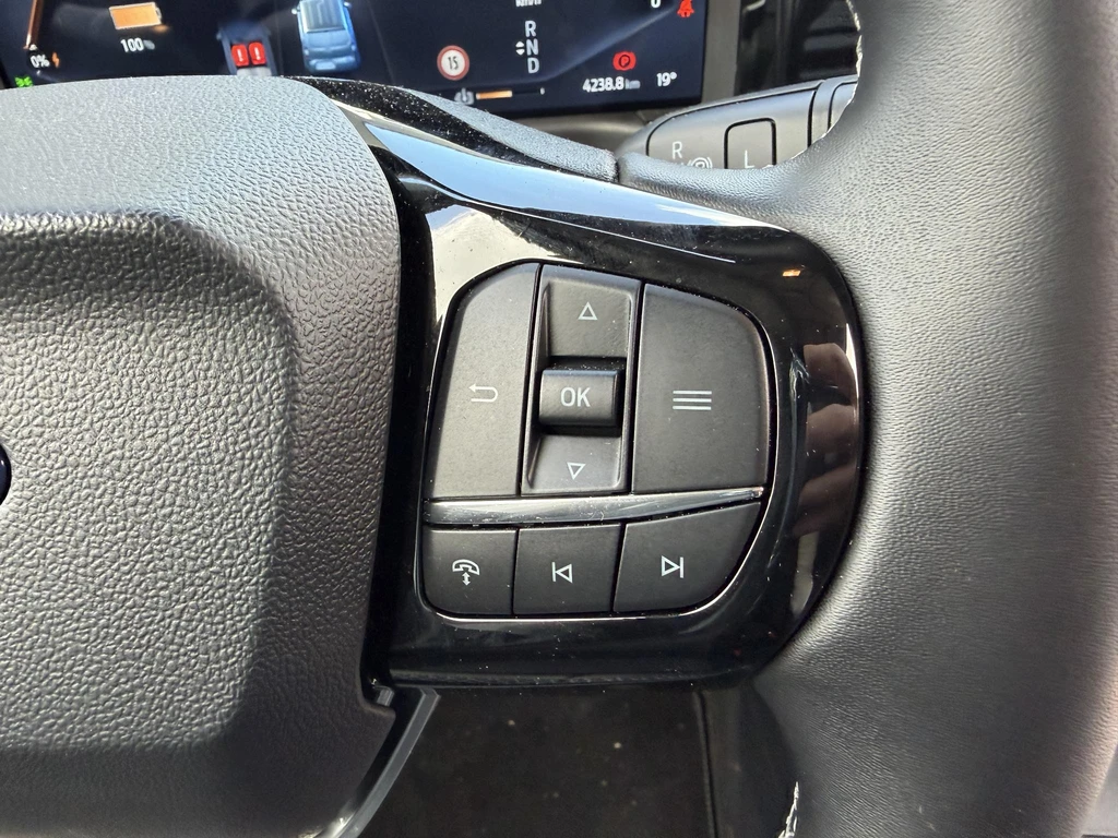 Ford E-Transit Courier – foto 14