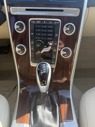 Volvo XC60 – thumbnail 15