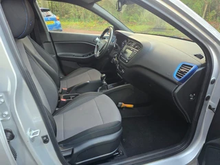 Hyundai i20 – thumbnail 17