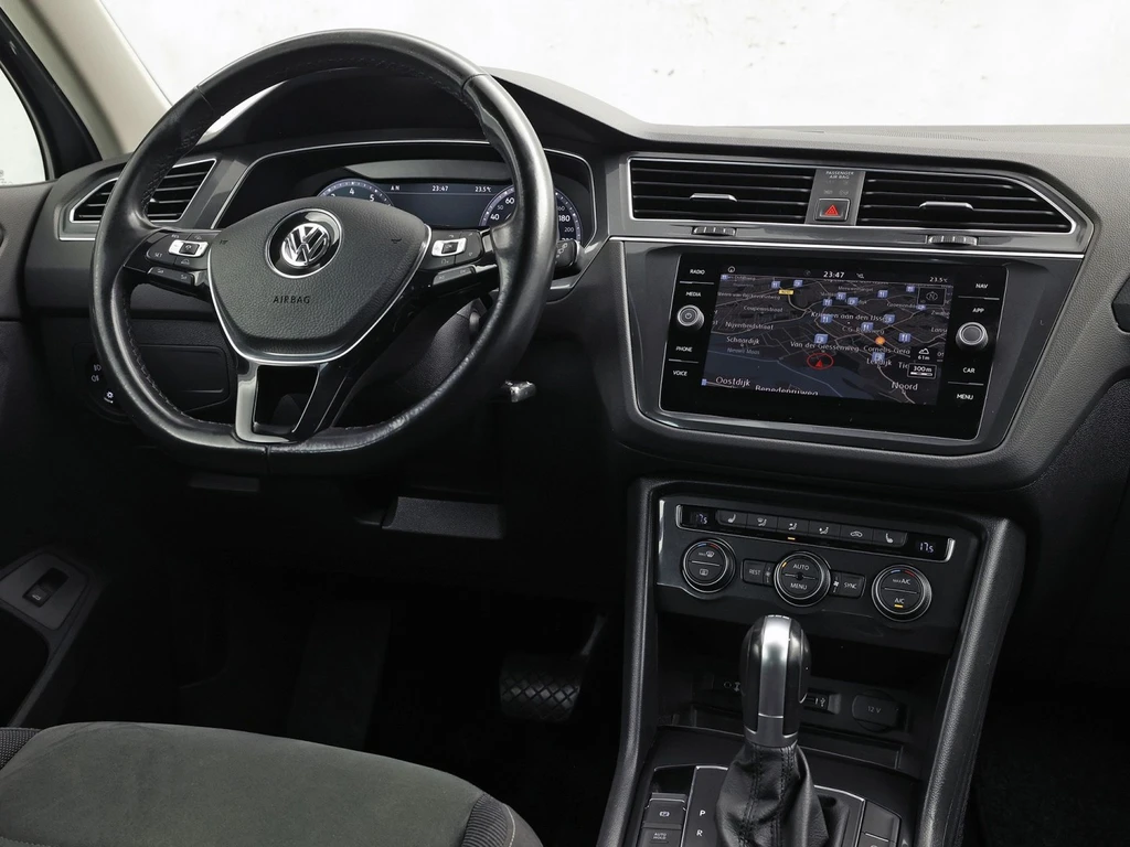 Volkswagen Tiguan – foto 9