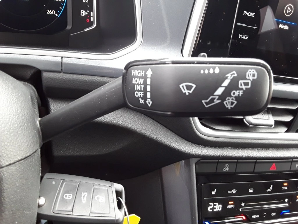 Volkswagen T-Roc – foto 23