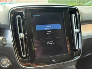 Volvo XC40 – thumbnail 32