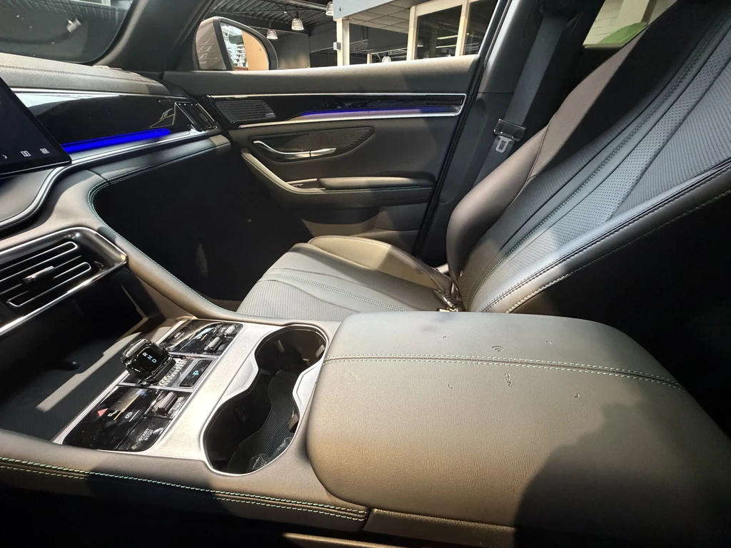 BYD SEAL U – foto 32