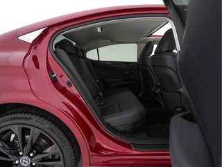 Lexus ES – thumbnail 12