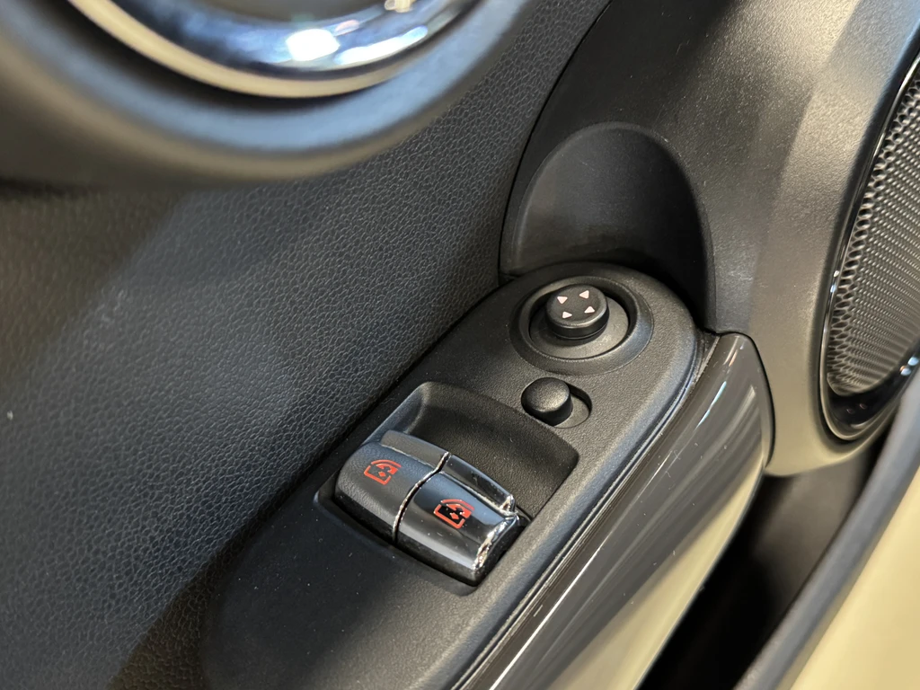MINI One – foto 16