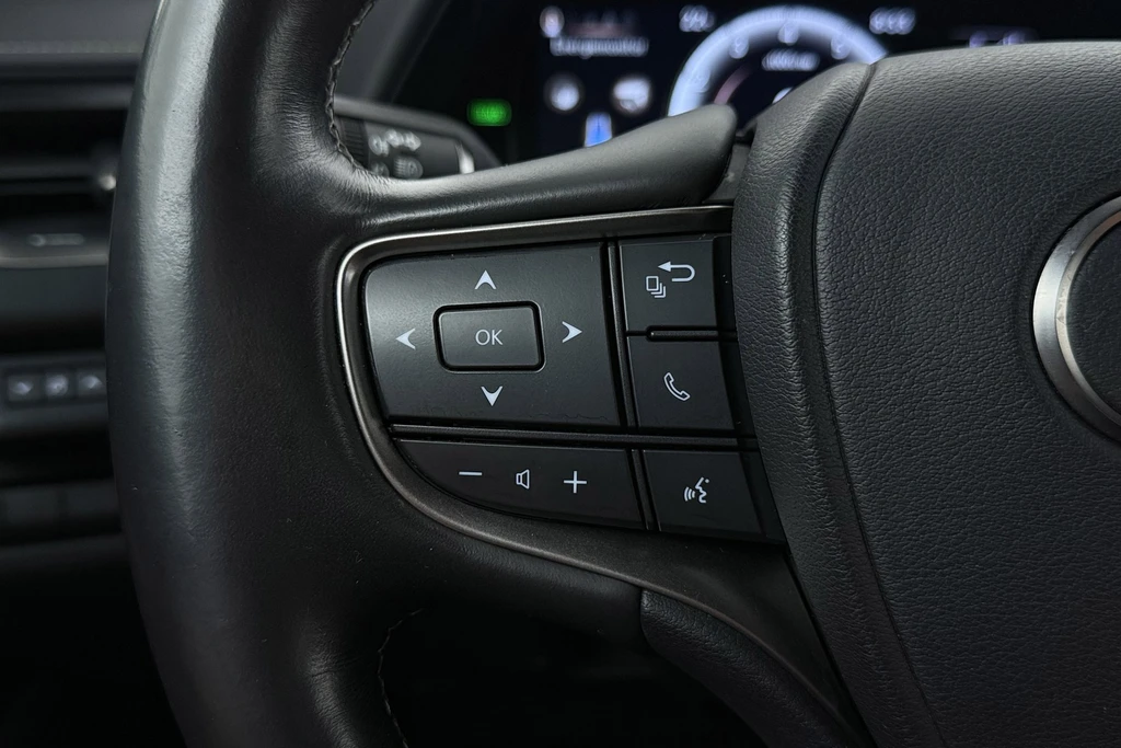Lexus UX – foto 38