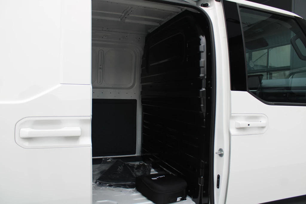 Kia PV5 – foto 15