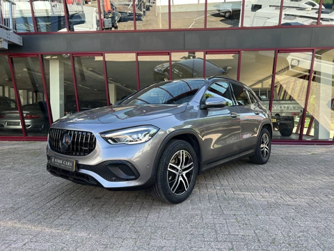 Mercedes-Benz GLA 200 Business Solution Luxury | CC | PDC | Sfeerverl. | Stoelverw. | Camera |